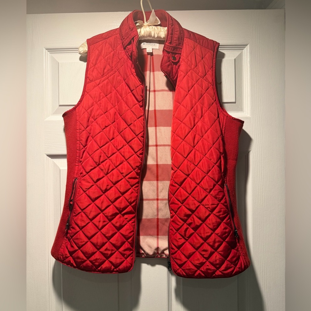 Red Quilted puffer vest with pockets
